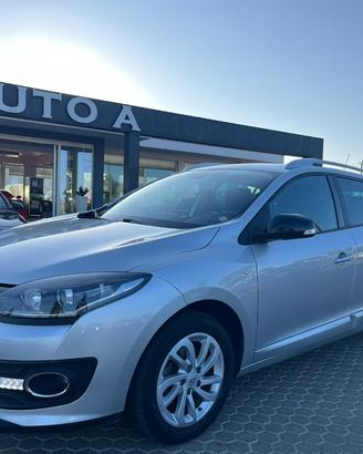 RENAULT Mégane 1.5 dCi 110 CV SporTour Limited