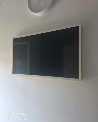 tv  the frame 32 pollici cornice