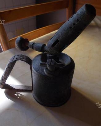 Saldatore a petrolio