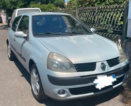 RENAULT Clio 2ª serie - 2004