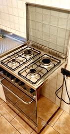 Cucina a gas con forno elettrico LOFRA