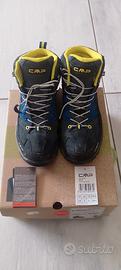 scarponcini trekking n.36 CMP
