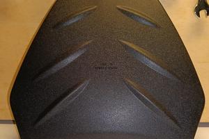 COPERCHIO PORTAPACCHI POSTERIORE
ORIGINALE PIAGGIO