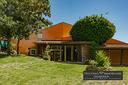 villa-di-537-m²-con-piu-di-5-locali-a-formello