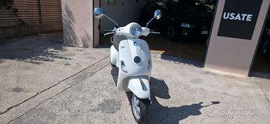 Piaggio Vespa 50 LX