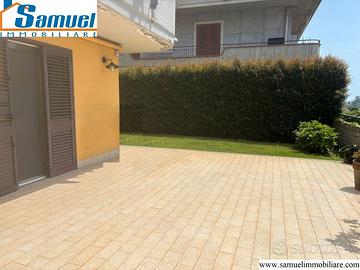 Mascali, appartamento con giardino e garage