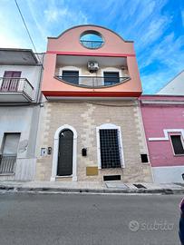 Indipendente rifinitissimo su 3 livelli