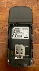 Nokia 100 e Nokia 1209