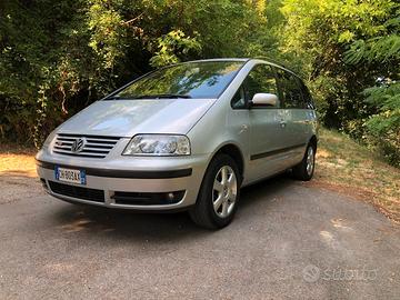 Volkswagen Sharan 2.8 V6 cat 4motion Highline