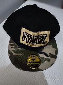 cappello con visiera 