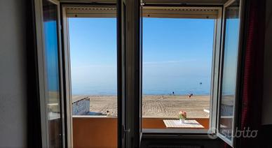 ARDEA QUADRILOCALE ARREDATO Con BALCONE