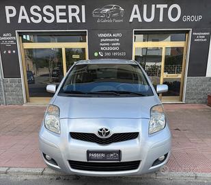 Toyota Yaris 1.4 D-4D DPF 5 porte Sol