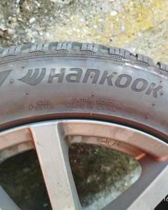 Set cerchi in lega 16"  con gomme invernali 