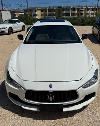 Maserati Ghibli V6 Diesel 275 CV 19.990€ PERMUTE