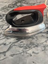 F1033 mini ferro da stiro da viaggio