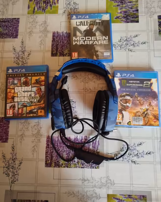 cuffie PS4 e giochi ps4