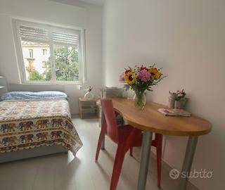 Stanza singola a due passi da CityLife