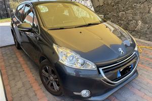 Peugeot 208 1.2 benzina
