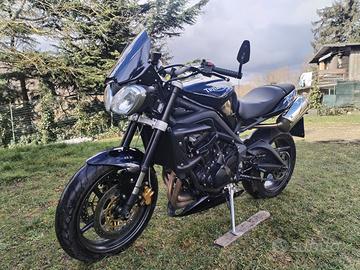 Triumph Street Triple 675