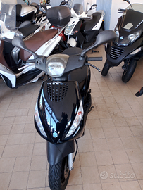 Piaggio zip 50 4t