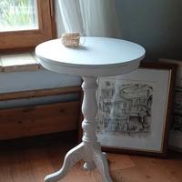 tavolinetto in legno shabby