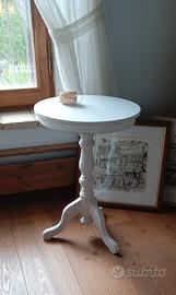 tavolinetto in legno shabby