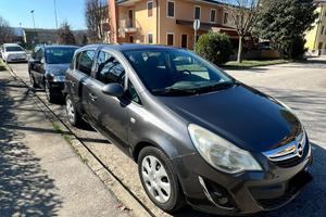 Opel corsa 1200cc