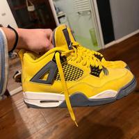 Jordan 4 retro lightning (2021)