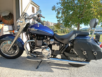 Moto Triumph America LT 865cc