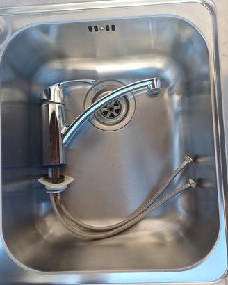 Lavello acciaio inox 1 vasca con rubinetto 