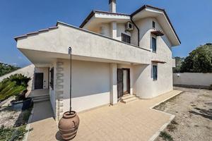 Villa di 160 m² con 4 locali a Roma