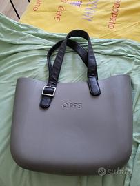 Borsa O bag a spalle