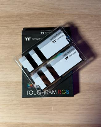 RAM 16GB DDR4 3200 RGB Thermaltake ToughRAM White