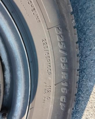 4 Pneumatici / gomme per  camper 225x65  R 16 CP
