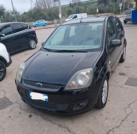 ford Fiesta neopatentati