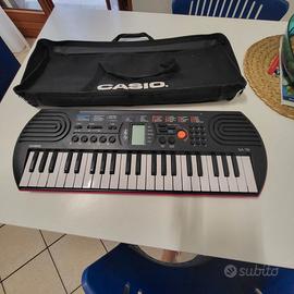 Pianola casio SA-78A con custodia per uso sc
