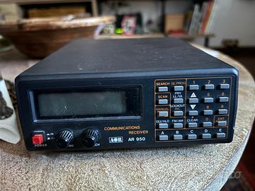 Scanner AOR950 radioamatori