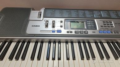 tastiera musicale Casio