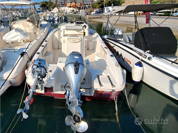Porto di Bordighera(IM) Imbarcazione e posto barca