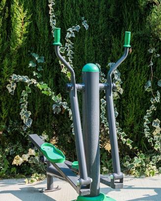 Ellittica esterno palestra fitness