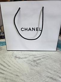 Borsa di carta Chanel