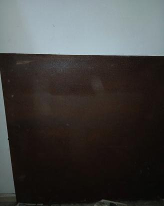 Lamiera in ferro, spessore 4 mm,lunghezza 2,50 lar