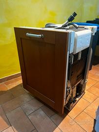 Rex Electrolux Techna, modello TT08E.