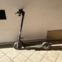 monopattino elettrico 