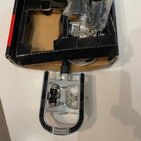 Pedali a doppia funzione