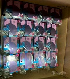 Stock ricambi smartphone – display, batterie, flat