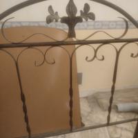 Letto singolo in ferro battuto 