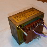 trasformatore elettrico ad avvolgimento 19 volt