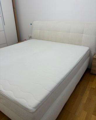 Letto matrimoniale