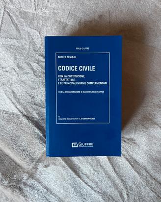 Codice Civile Giuffrè / Di Majo